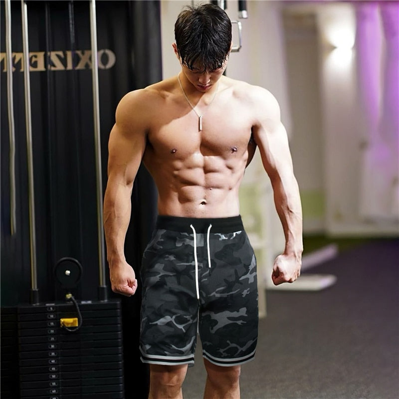 2021 Gyms Men Camouflage Compression Fitness Shorts Men Bodybuilding Causal Shorts Male Summer Quick Dry Beach Short Homme