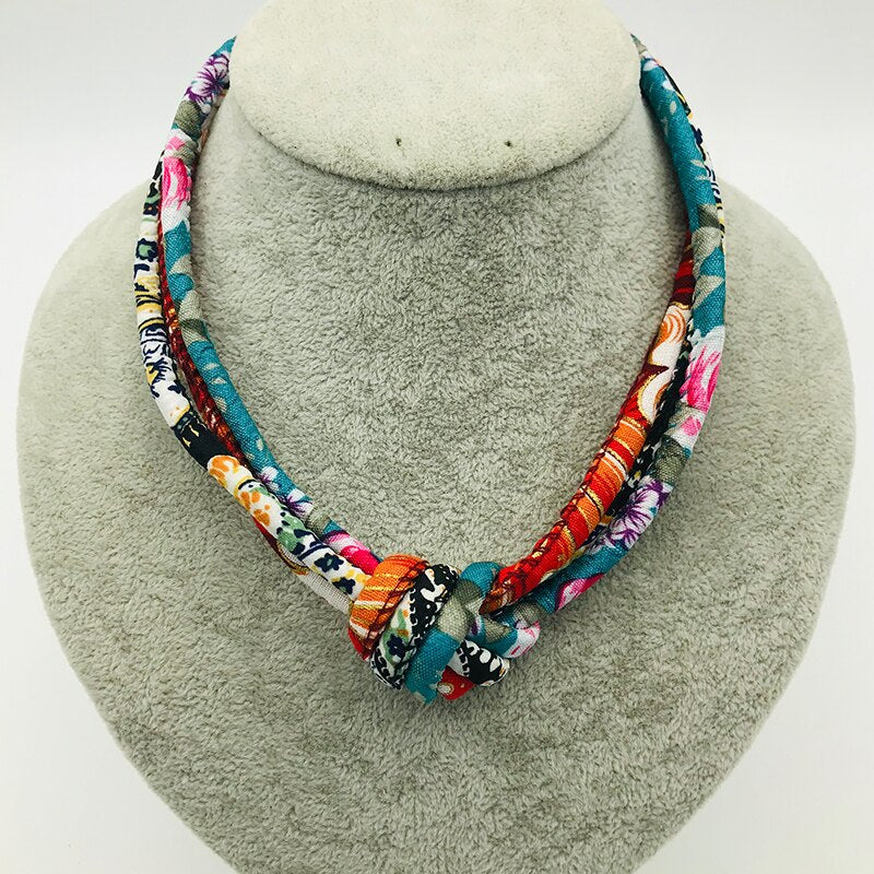 Dandie Hot-Selling Braided Knot Design Short Necklace Ethnic Characteristic Earrings Ladies Fashion Jewelry Chic Style