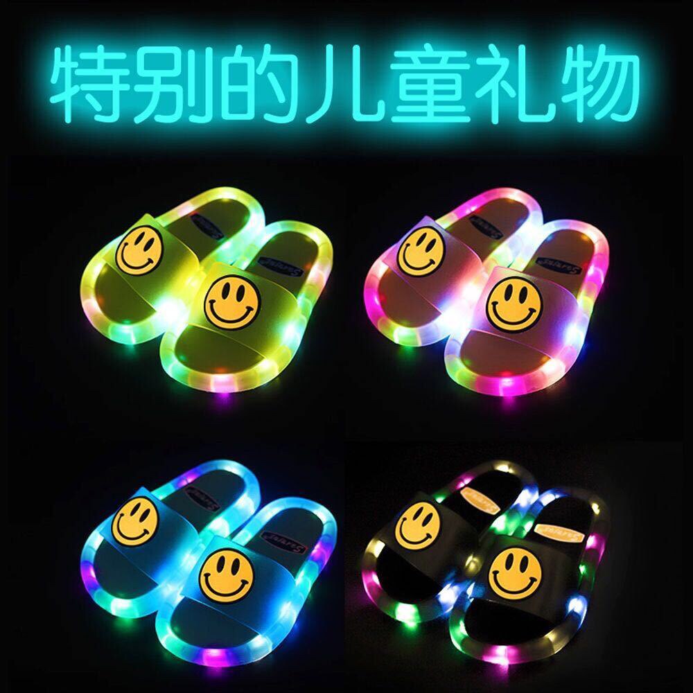 2021 Footwear Luminous Jelly Summer Children's LED Slipper Girls Slippers PVC Non-slip Duck Beach Sandals Kids Smiling Face Blue