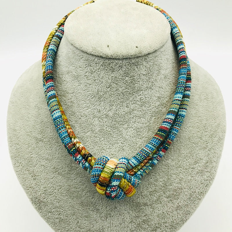 Dandie Hot-Selling Braided Knot Design Short Necklace Ethnic Characteristic Earrings Ladies Fashion Jewelry Chic Style