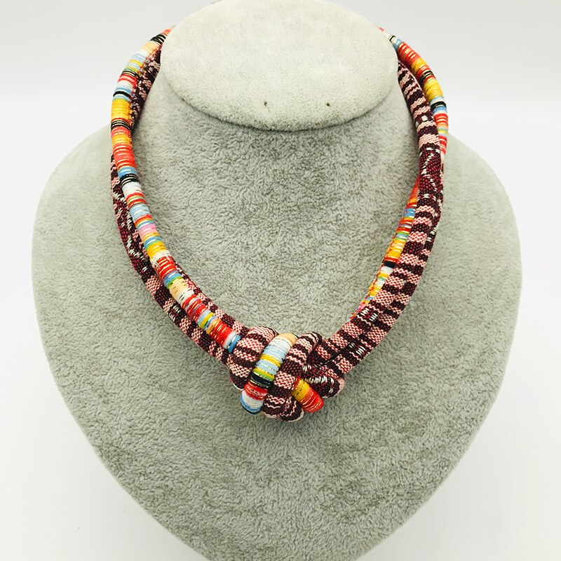 Dandie Hot-Selling Braided Knot Design Short Necklace Ethnic Characteristic Earrings Ladies Fashion Jewelry Chic Style