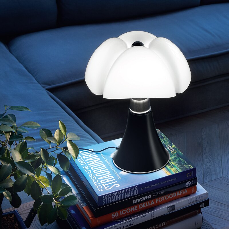 Post Modern Height Adjustable Table Lamp Martinelli Luce's Pipistrello Lamp Restaurant Hotel White Glass Shade Desk Lamp Light