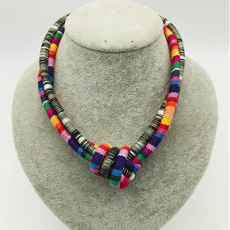 Dandie Hot-Selling Braided Knot Design Short Necklace Ethnic Characteristic Earrings Ladies Fashion Jewelry Chic Style