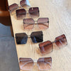 2020 New Fashion Super Large Gradient Sunglasses Ladies Retro Alloy Chain Frame Rivet Square Sunglasses Elegant Ladies Glasses - Surprise store