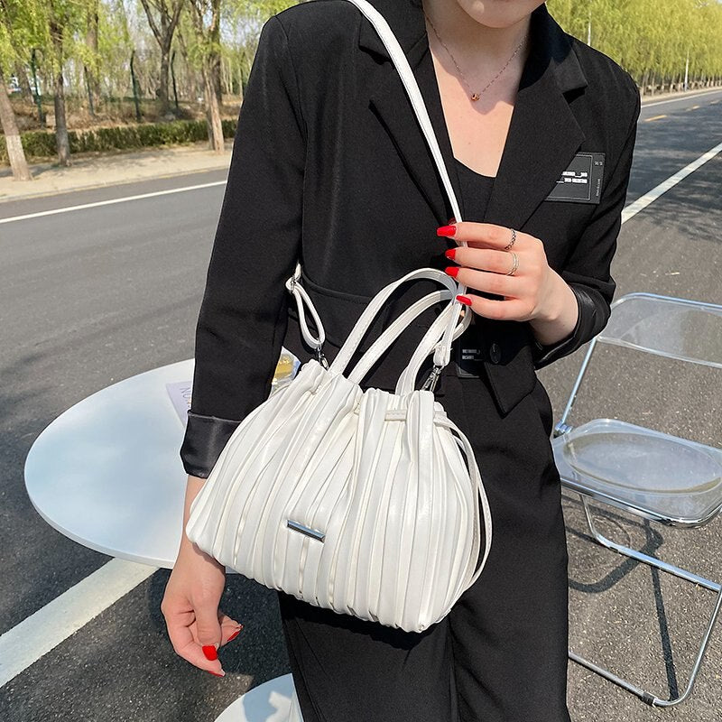 Luxury Branded Designer Shoulder Bags for Women 2021 Summer Female Fashion Bucket Bag Small Totes Handbags Purses Drawstring