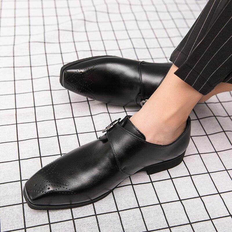2020 New Business Pointed Flat Shoes Men Designer Formal Dress Carved Leather Shoes Men's Loafers Festival Party Wedding Shoes - Surprise store