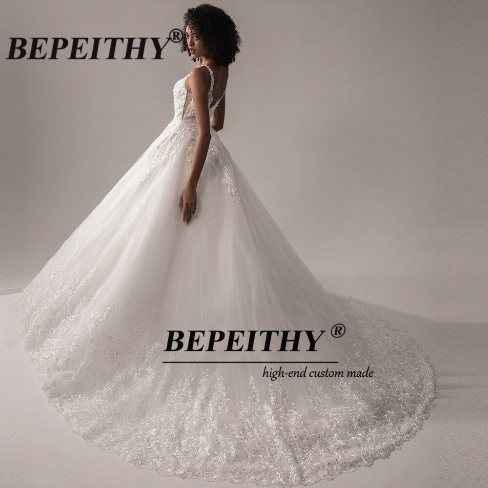 BEPEITHY Deep V Neck Lace Wedding Dress 2021 Ball Gown Bridal Court Train Sleeveless Women Indian Ivory Wedding Bouquet Gown New