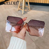 2020 New Fashion Super Large Gradient Sunglasses Ladies Retro Alloy Chain Frame Rivet Square Sunglasses Elegant Ladies Glasses - Surprise store