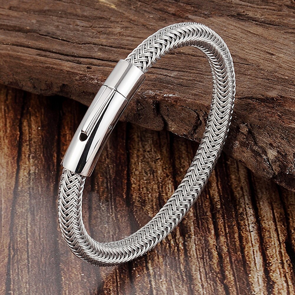 Punk Threaded Button Metal Weaving Bracelet for Men Women Stainless Steel Twining Classic Style Charm Black High Quality