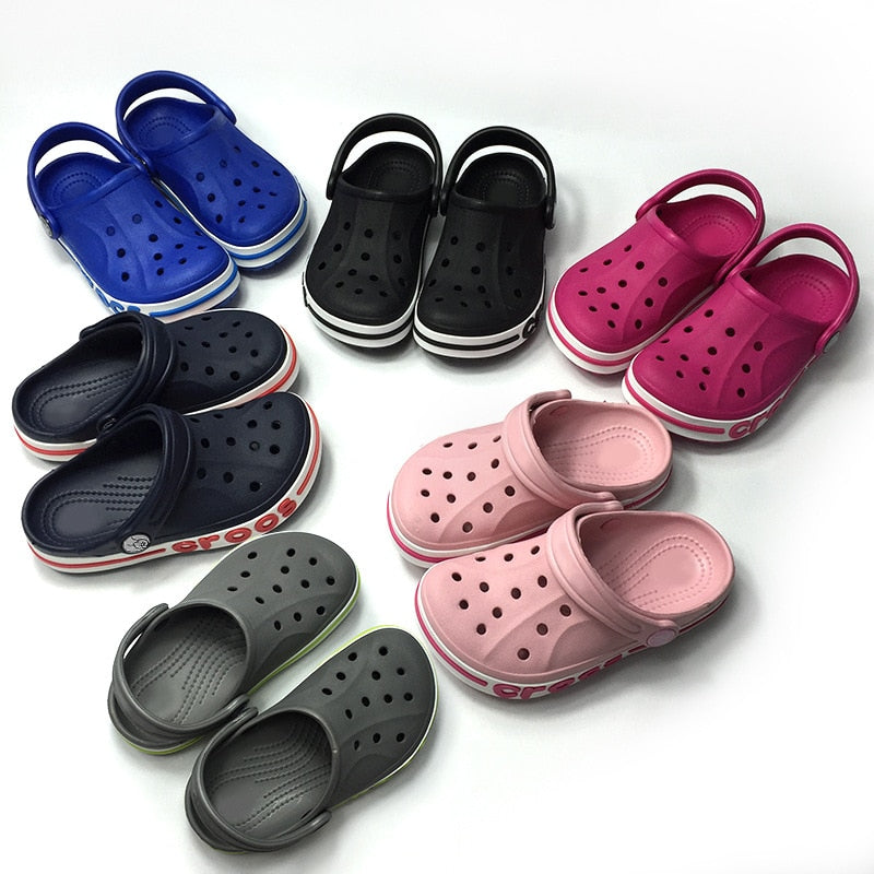 Children's Sandals Kids Casual Outdoor Shoes Clogs Non-slip Home Bathing Slipper Soft Corc for Children over 7 Summer Hole Shoes