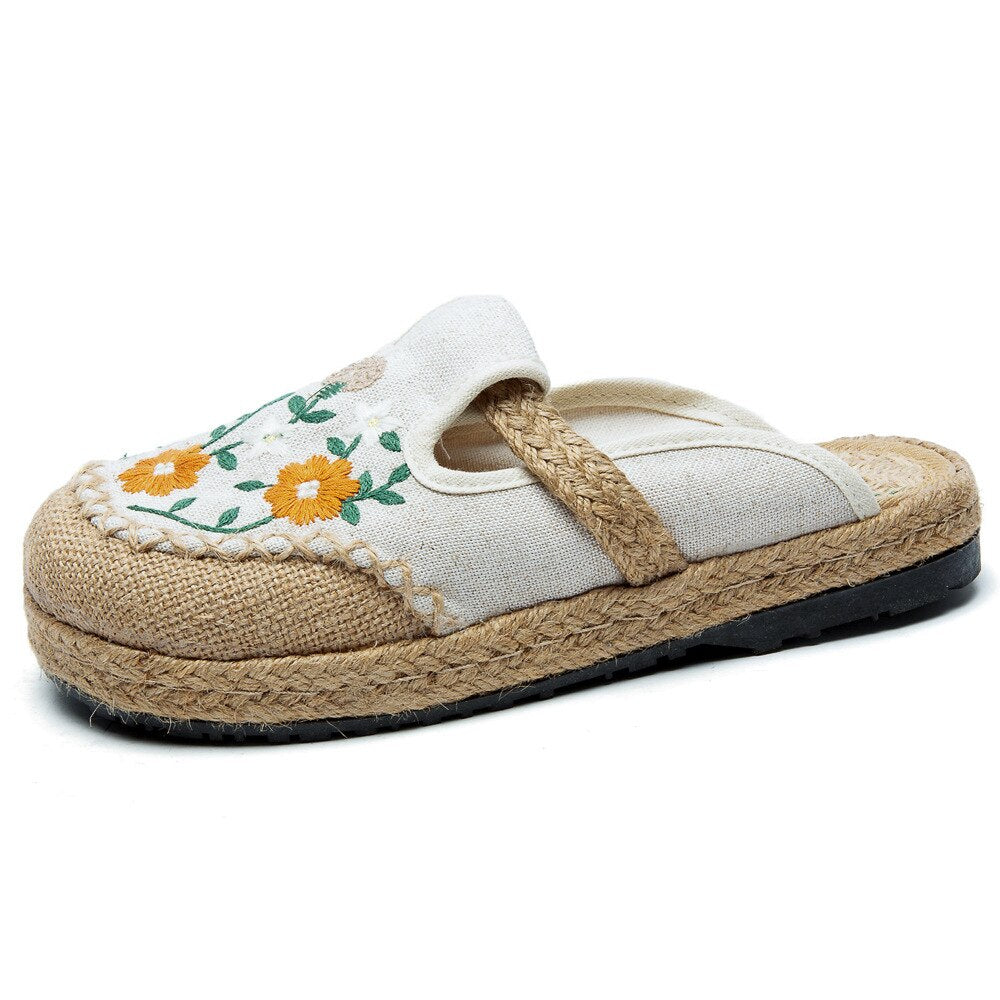 2021 Bohemian Women Linen Canvas Slip-On Flat Shoes Comfortable Retro Loafers Ladies Casual Embroidered Sneakers Hemp Sole