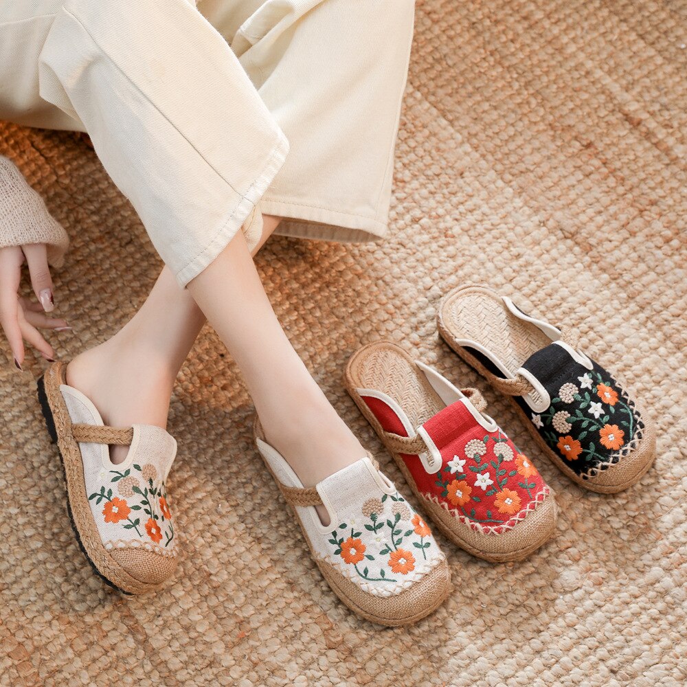 2021 Bohemian Women Linen Canvas Slip-On Flat Shoes Comfortable Retro Loafers Ladies Casual Embroidered Sneakers Hemp Sole