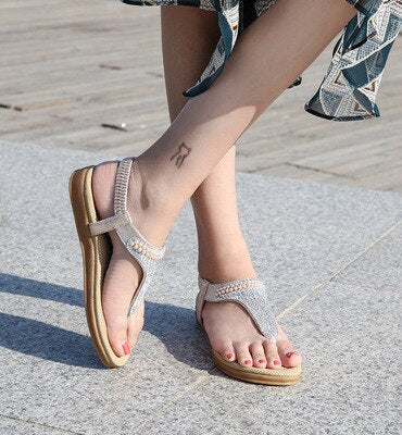 2019 Women`s Summer Bohemia Beach Rhinestone Shoes Diamond Sandals Women T-strap Thong Flip Flops Plus Size Peep Toe Shoes E774