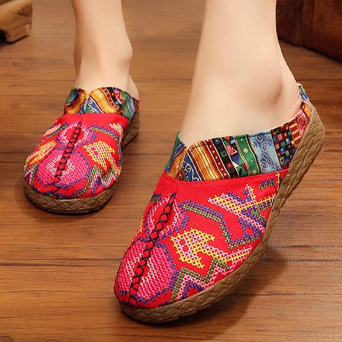 Veowalk Harajuku Summer Women Floral Embroidered Canvas Mules Slippers Hawaii Fashion Ladies Casual Platform Flat Slide Shoes