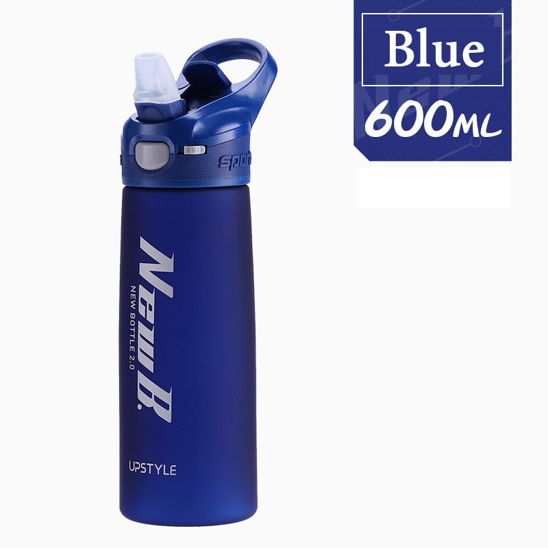 750/600ML Outdoor Travel Portable Drinkware Tritan Plastic Whey Protein Powder Sport Shaker Bottle For Water Bottles With Straw