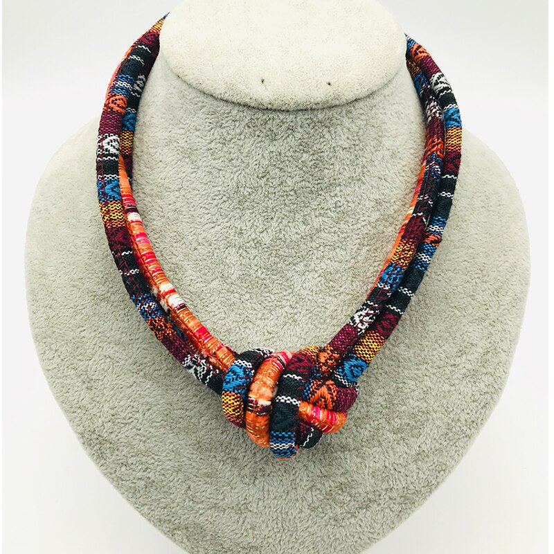 Dandie Hot-Selling Braided Knot Design Short Necklace Ethnic Characteristic Earrings Ladies Fashion Jewelry Chic Style
