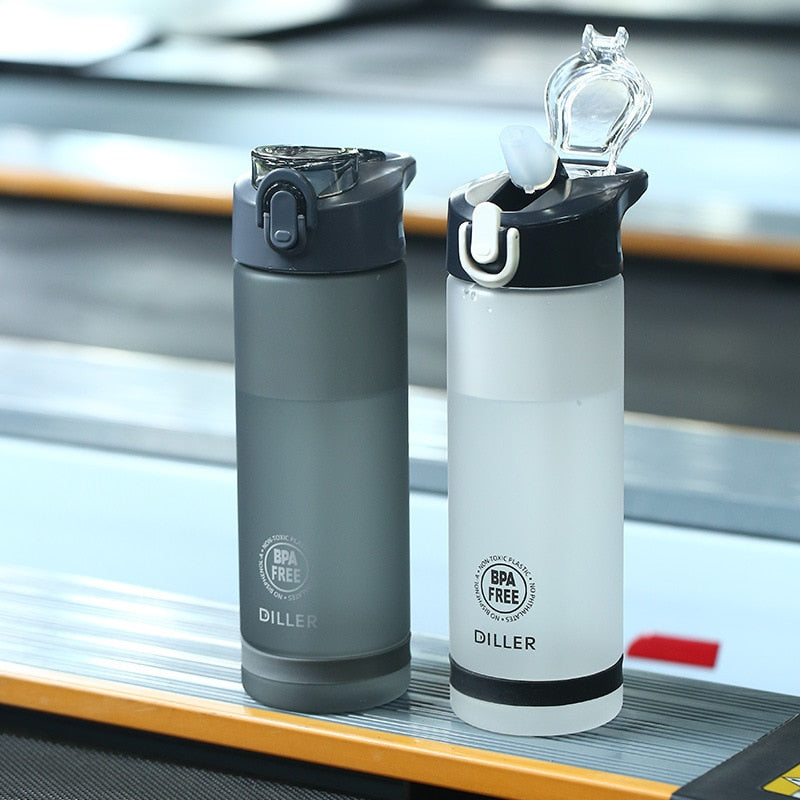 850ml/550ml Portable Tritan Material Water Bottle With Straw Outdoor Sport Fitness Drinking Bottles Sports Shaker Plastic Bottle