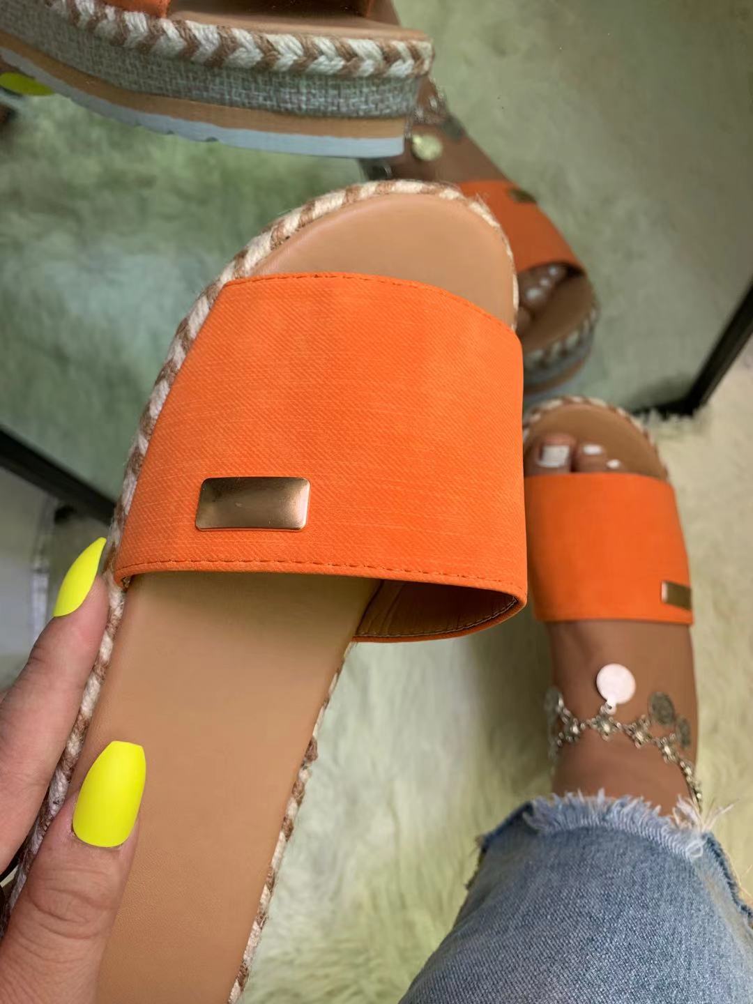 Summer Wedges Slippers Platform High Heels Women Slipper Ladies Outside Shoes Basic Clog Wedge Slipper Flip Flop Sandals
