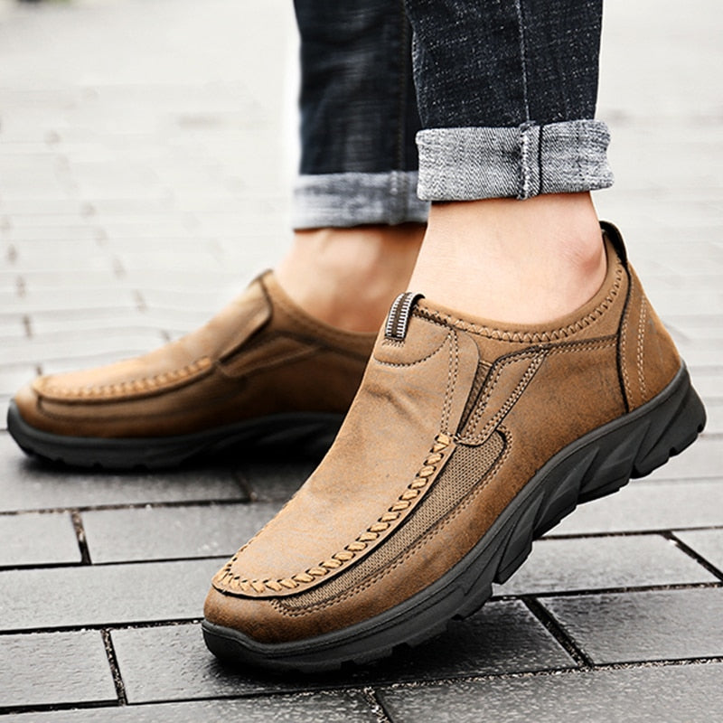 Men Casual Shoes Loafers Sneakers 2019 New Fashion Handmade Retro Leisure Loafers Shoes Zapatos Casuales Hombres Men Shoes
