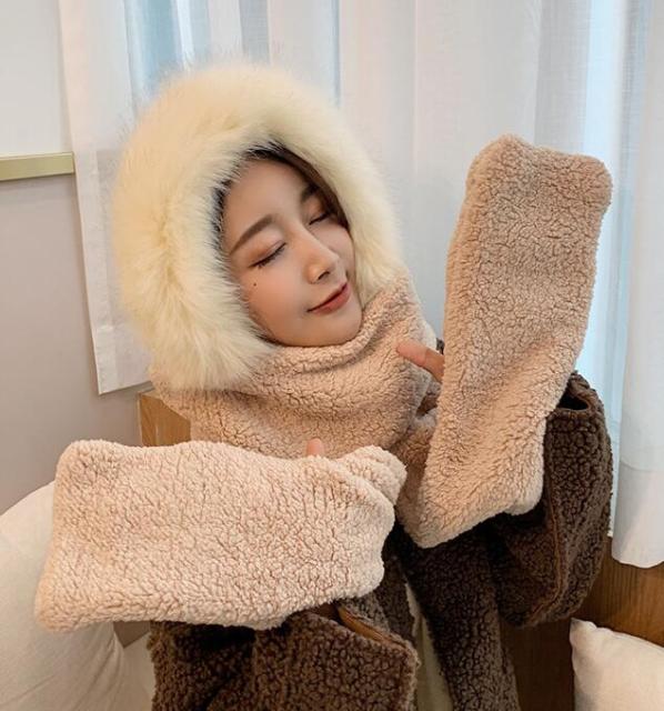ZDFURS*Autumn and winter hat female plush thick double-layer northeast hat warm cycling neck scarf scarf gloves one gift