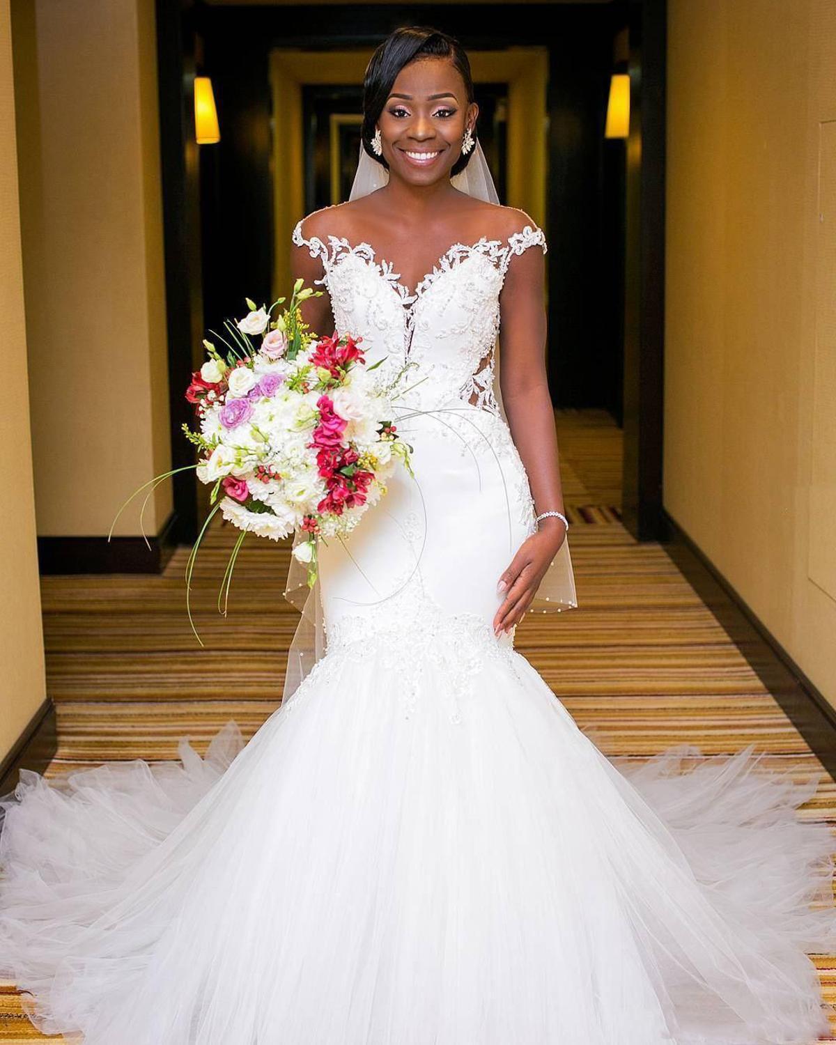 New Arrival African Mermaid Wedding Dresses 2019 Illusion Backless Applique Lace Court Train Mermaid Bridal Dress Wedding Gowns Plus Size Vestido de noiva