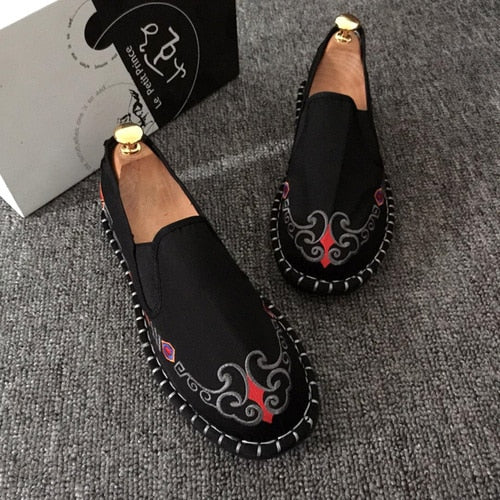 Embroidered Men's Casual Loafers Summer Fashion Slip on Male Canvas Shoes Lightweight Breathable Flat Shoes