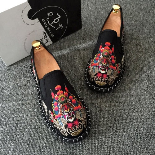 Embroidered Men's Casual Loafers Summer Fashion Slip on Male Canvas Shoes Lightweight Breathable Flat Shoes