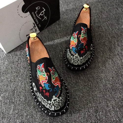 Embroidered Men's Casual Loafers Summer Fashion Slip on Male Canvas Shoes Lightweight Breathable Flat Shoes