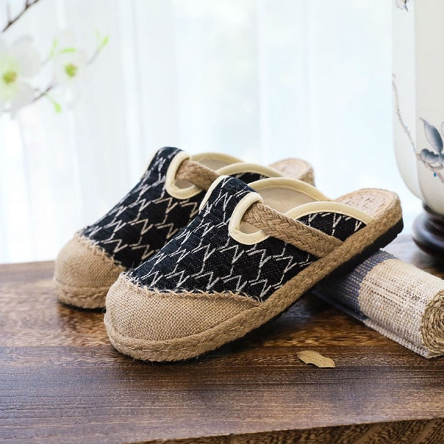 Veowalk Women Casual Linen Handmade Embroidery Mules Flat Slippers Retro Vegan Summer Ladies Canvas Comfortable Espadrille Shoes