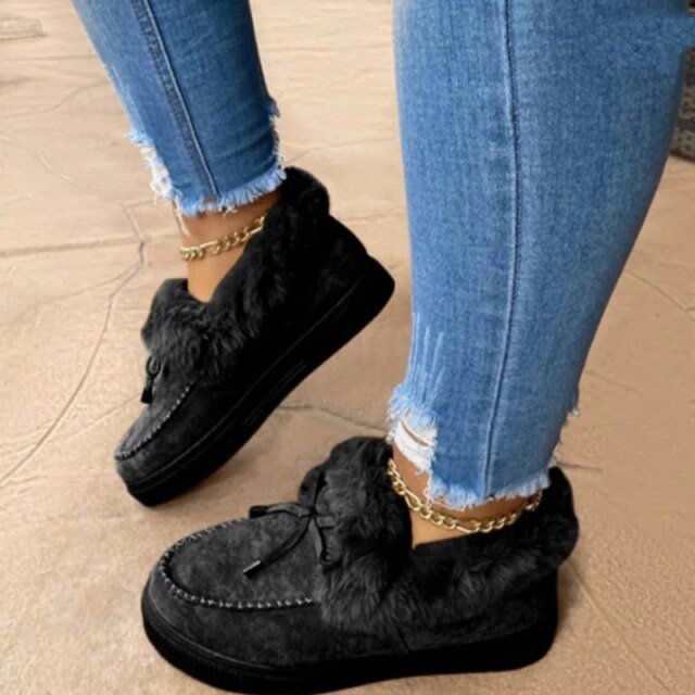 Leather Wool Winter Flat Shoes Woman Warm Snow Boots Ladies Fur Ankle Boots Plus Size Bee Fashion Moccasins Footwear new