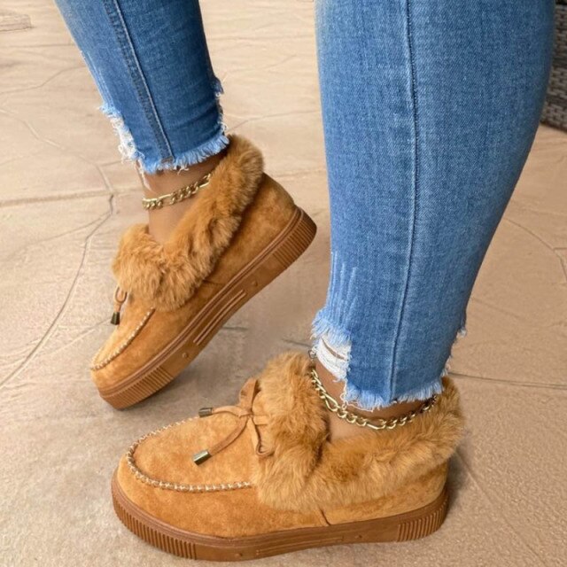Leather Wool Winter Flat Shoes Woman Warm Snow Boots Ladies Fur Ankle Boots Plus Size Bee Fashion Moccasins Footwear new