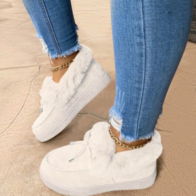 Leather Wool Winter Flat Shoes Woman Warm Snow Boots Ladies Fur Ankle Boots Plus Size Bee Fashion Moccasins Footwear new