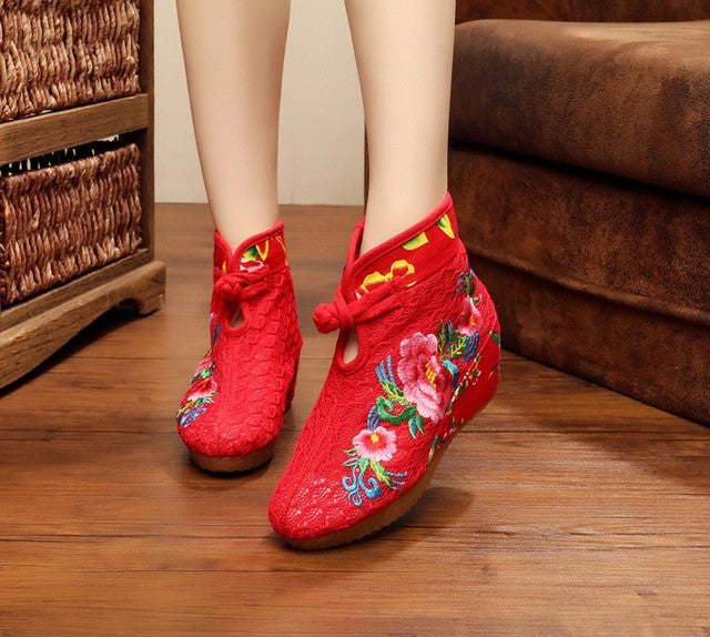 Veowalk Summer Cotton Flower Embroidered Women Short Ankle Lace Boots Brathable Ladies Hidden Wedges Platform Shoes Zapato Mujer