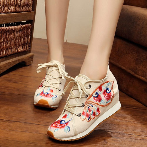 Veowalk New Spring Women's Flower Embroidered Flat Platform Shoes Chinese Ladies Casual Comfort Denim Fabric Sneakers Shoes