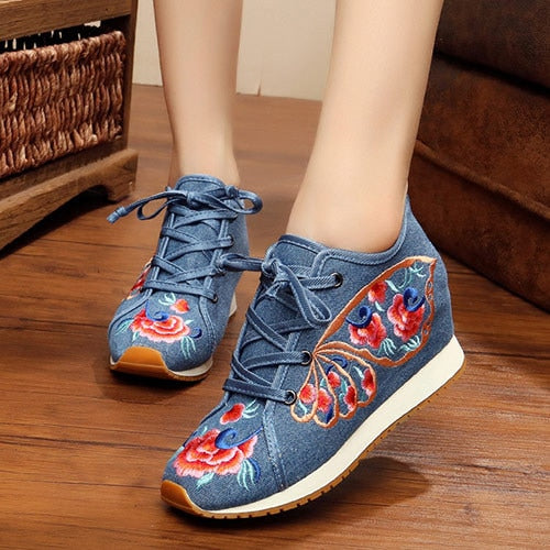 Veowalk New Spring Women's Flower Embroidered Flat Platform Shoes Chinese Ladies Casual Comfort Denim Fabric Sneakers Shoes