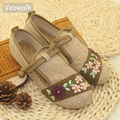 Veowalk New Flower Embroidered Women Breathable Flats Slip On Cotton Fabric Linen Comfortable Old Peking Ballerina Flat Shoes