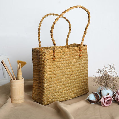 Women's Handbag Creative Rattan Tote Bag New Straw Bag Sen Female Titan Bags Travel Holiday Round Woven Handbag Sac A Main