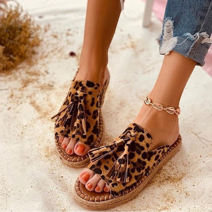 2022 Summer Women Flats Sandals Slides Tassel Casual Hemp Rope Slides Espadrille Flip Flops Resorts Beach Shoes Women Sandals